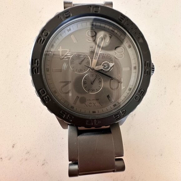 GUN METAL NIXON 51-30 CHRONO WATCH - Picture 2 of 9